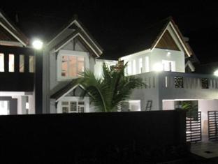 Villa @ Batu Ferringhi Penang Extérieur photo